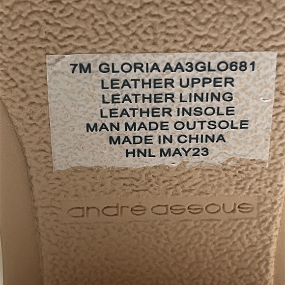 2112- André Assous Suede Ankle boots Beige Water Resistant Size 7 NWT - Picture 8 of 12